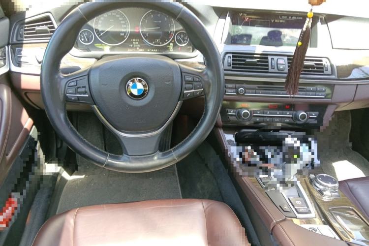 Used BMW 5 Series 2013 525Li Luxury Model Steering Wheel