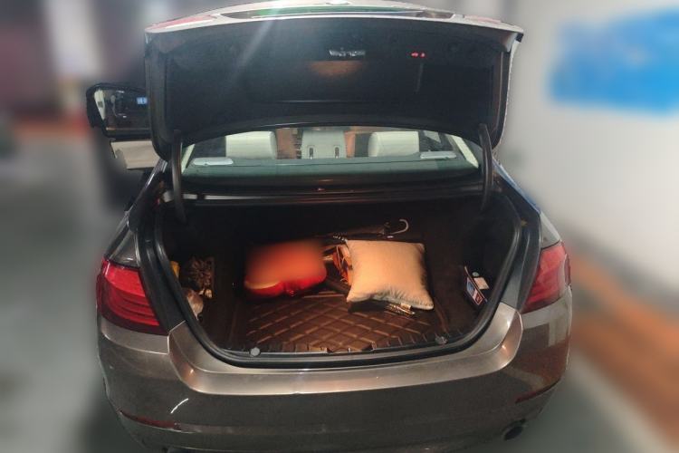 Used BMW 5 Series 2013 535Li Luxury Model Trunk