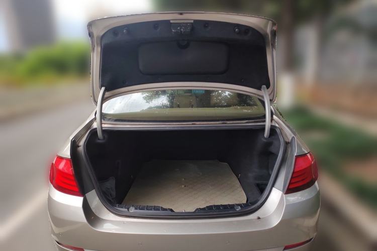 Used BMW 5 Series 2013 520Li Elegant Edition Trunk