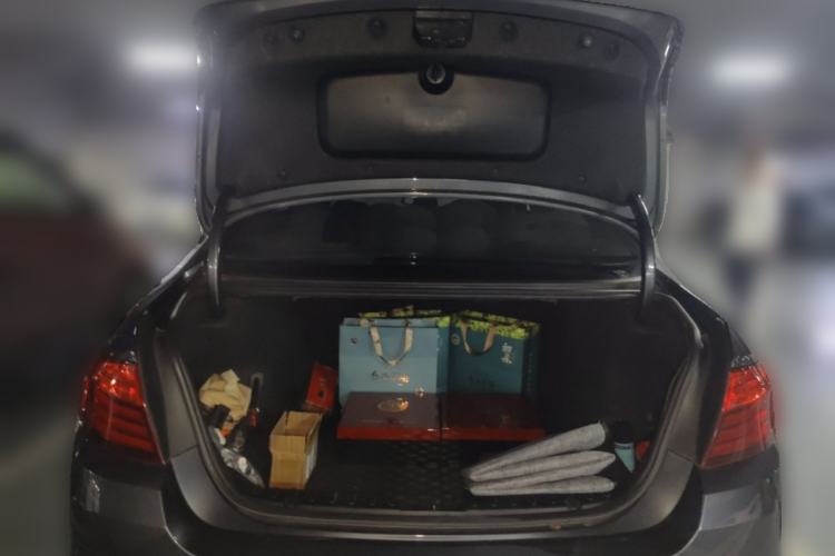 Used BMW 5 Series 2013 520Li Elegant Edition Trunk