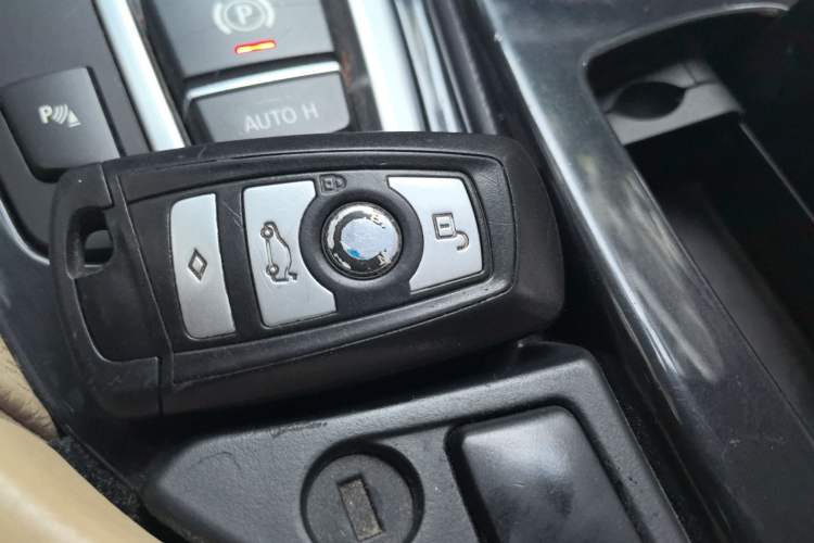 Used BMW 5 Series 2013 520Li Elegant Edition Vehicle Key