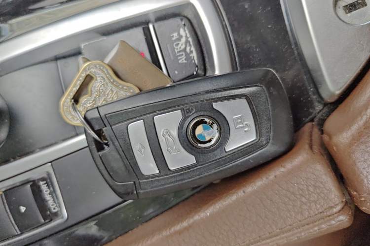 Used BMW 5 Series 2013 520Li Elegant Edition Vehicle Key