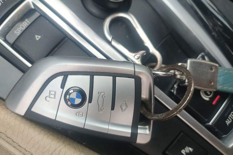 Used BMW 5 Series 2013 520Li Elegant Edition Vehicle Key
