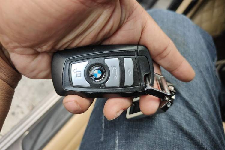 Used BMW 5 Series 2013 525Li Leading Model Vehicle Key