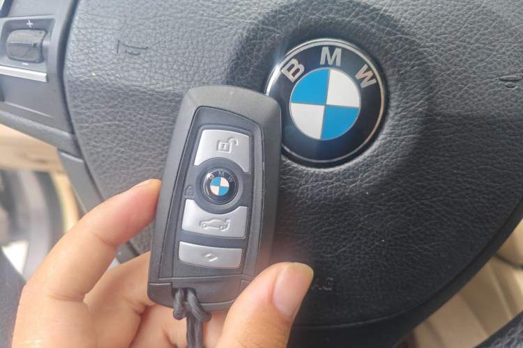 Used BMW 5 Series 2013 525Li Luxury Model Vehicle Key