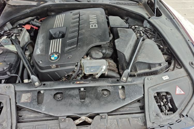 Used BMW 5 Series 2013 530Li Leading Model Engine Bay