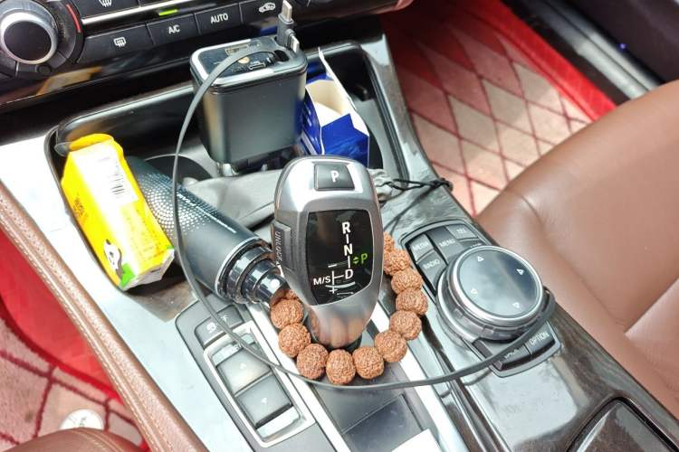 Used BMW 5 Series 2013 530Li Leading Model Gear Lever