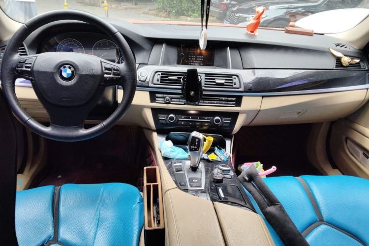 Used BMW 5 Series 2013 520Li Elegant Edition Center Console