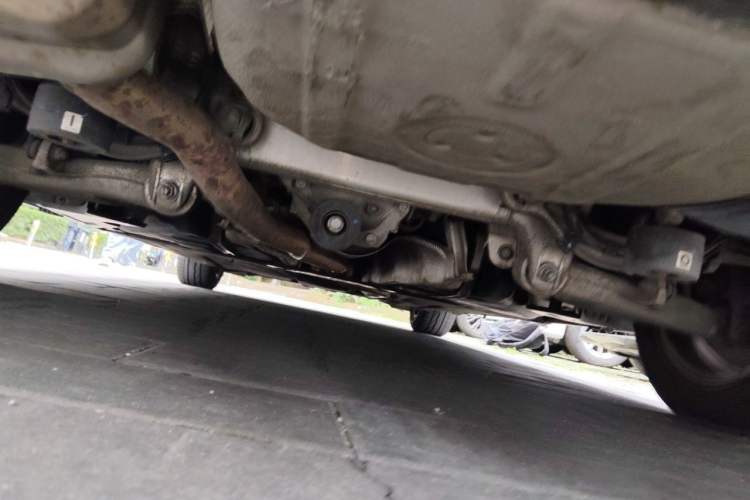 Used BMW 5 Series 2013 520Li Elegant Edition Chassis Rear