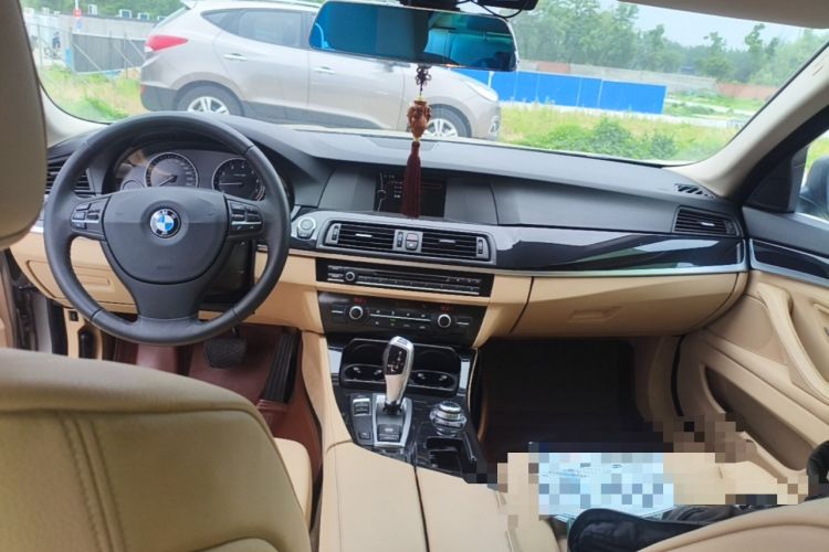 Used BMW 5 Series 2013 520Li Elegant Edition Center Console
