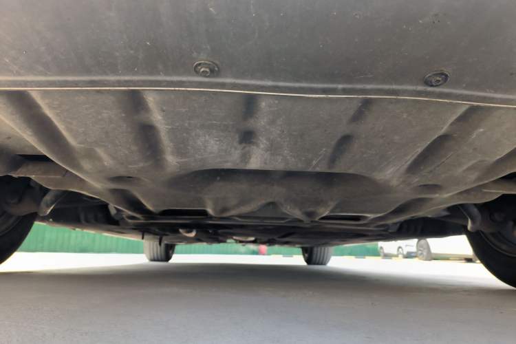 Used BMW 5 Series 2013 525Li Luxury Model Chassis Front