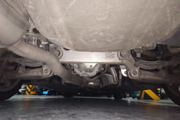 Used BMW 5 Series 2013 530Li Leading Model Chassis Rear