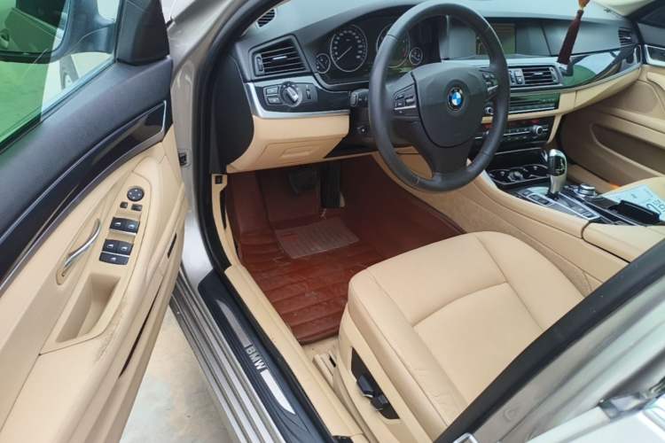 Used BMW 5 Series 2013 520Li Elegant Edition Driver Seat