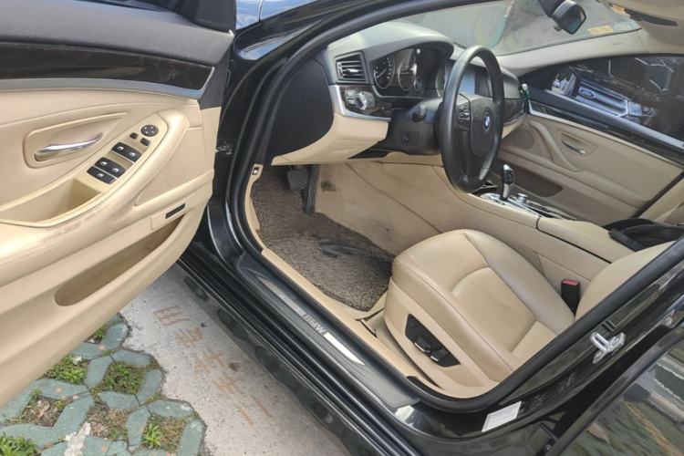 Used BMW 5 Series 2013 525Li Leading Model Driver Seat