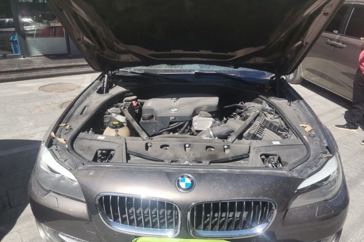 Used BMW 5 Series 2013 525Li Luxury Model Engine Bay