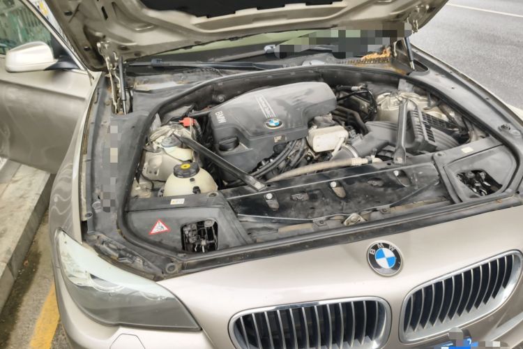 Used BMW 5 Series 2013 525Li Luxury Model Engine Bay Right