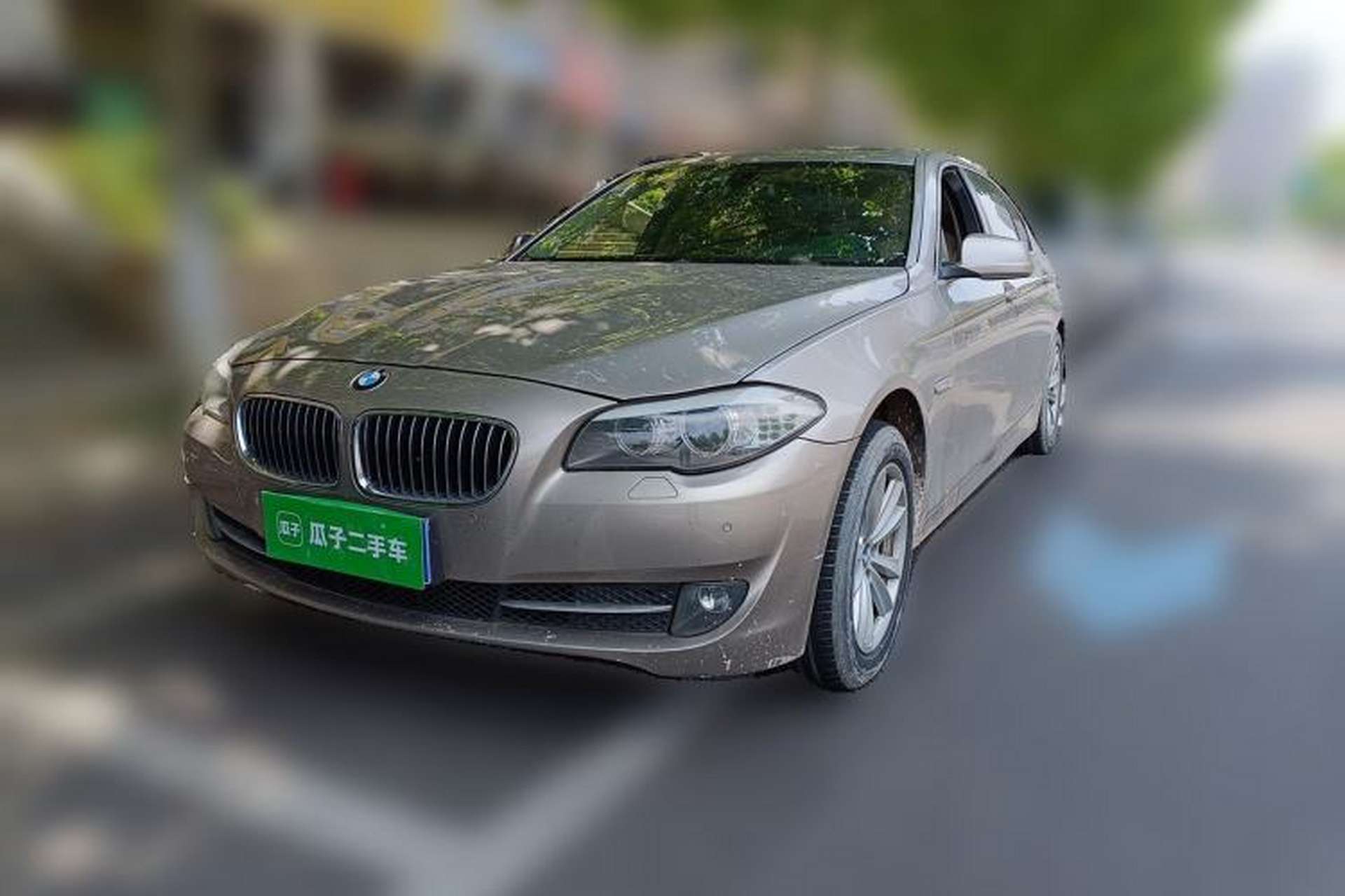 Used BMW 5 Series 2013 525Li Leading Model Front Left 45 Deg