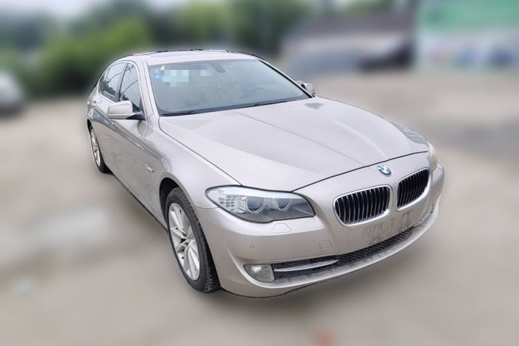 Used BMW 5 Series 2013 530Li Leading Model Front Right 45 Deg