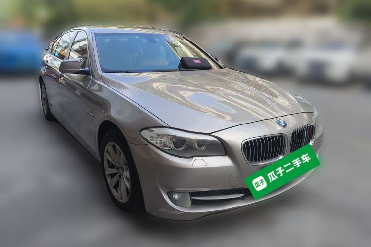 Used BMW 5 Series 2013 525Li Luxury Model Front Right 45 Deg