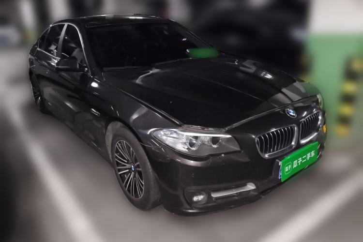 Used BMW 5 Series 2013 525Li Luxury Model Front Right 45 Deg