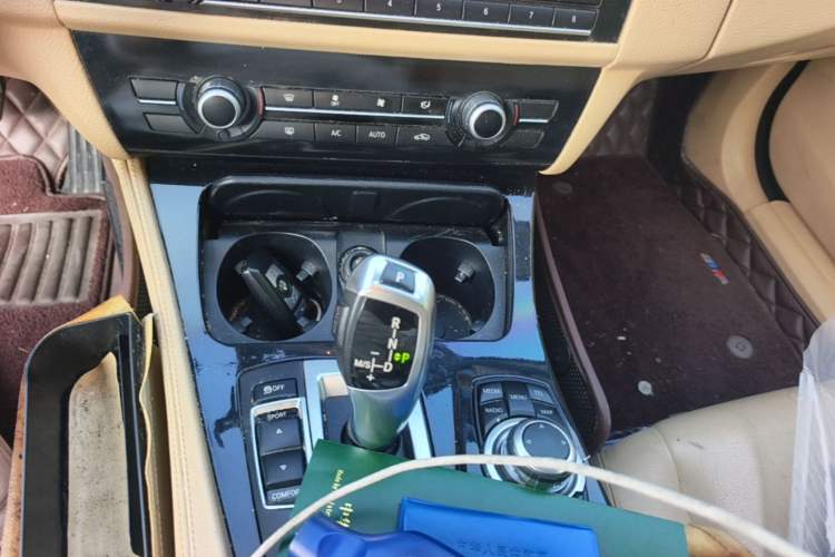 Used BMW 5 Series 2013 520Li Elegant Edition Gear Lever