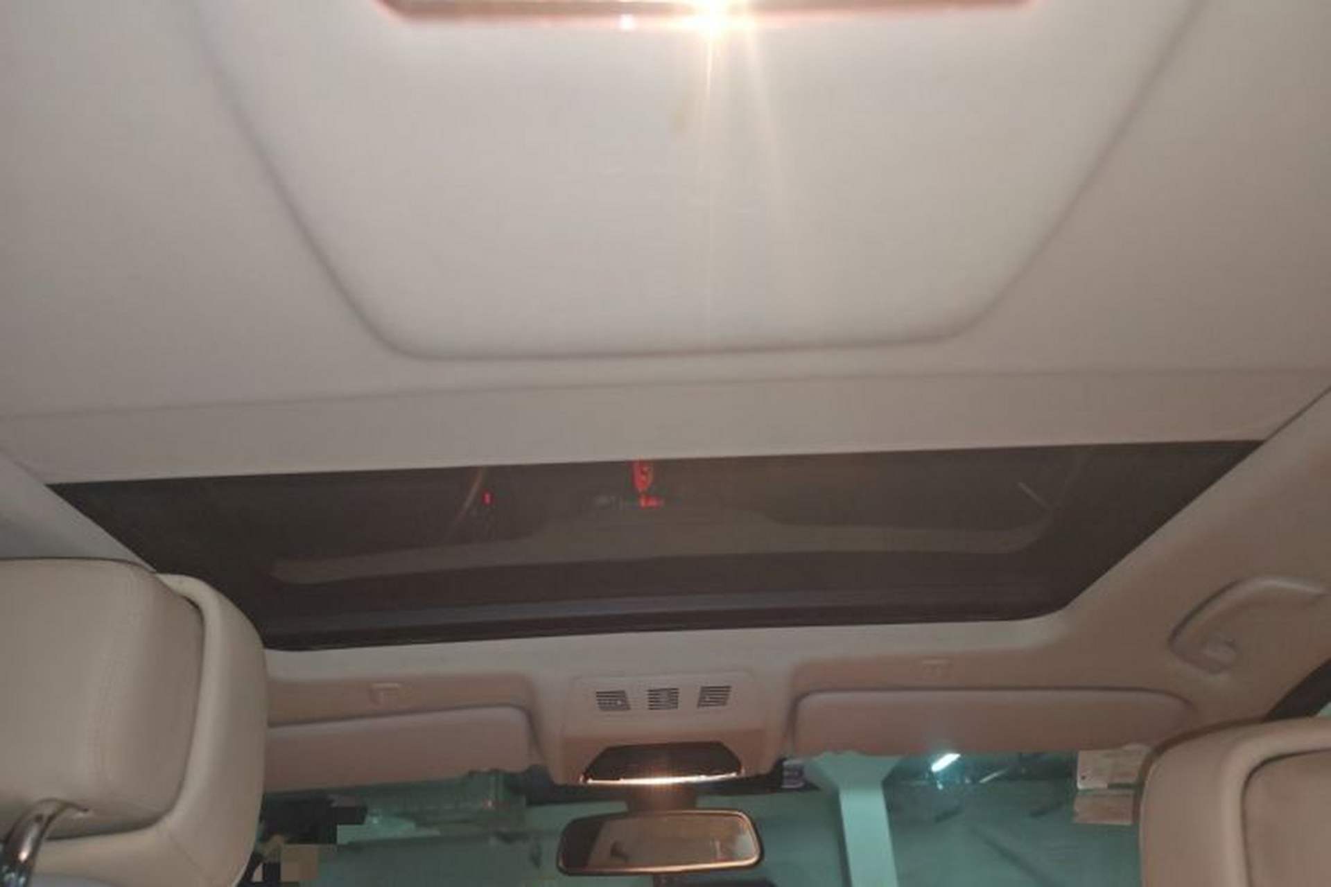 Used BMW 5 Series 2013 530Li Leading Model Headliner