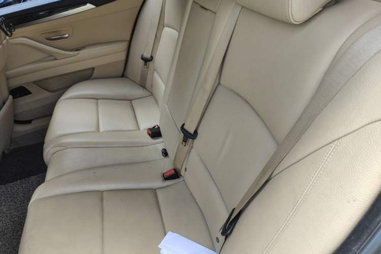 Used BMW 5 Series 2013 525Li Leading Model Left Rear Seat