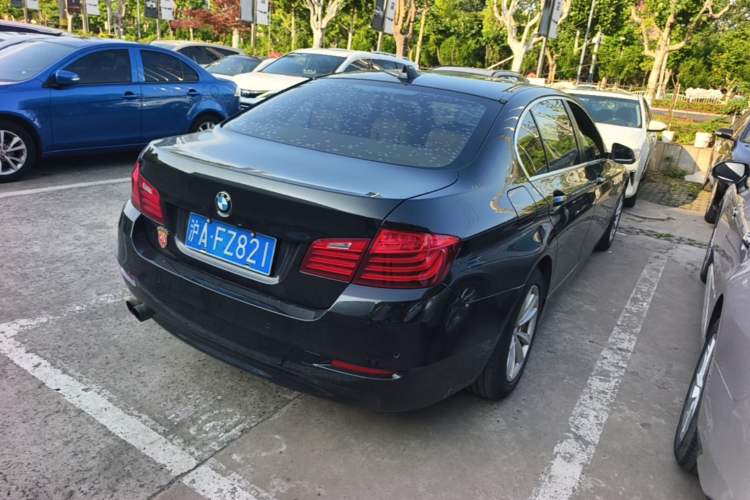 Used BMW 5 Series 2013 520Li Elegant Edition Rear Right 45 Deg