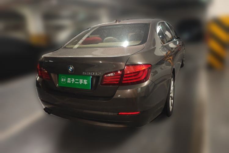 Used BMW 5 Series 2013 530Li Leading Model Rear Right 45 Deg