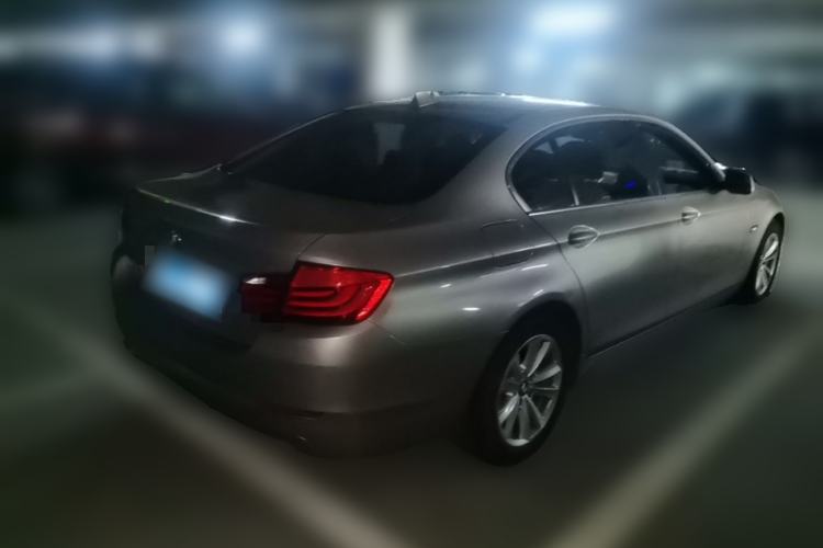 Used BMW 5 Series 2013 525Li Luxury Model Rear Right 45 Deg