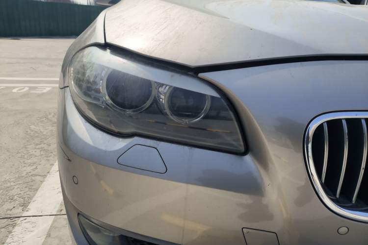 Used BMW 5 Series 2013 525Li Luxury Model Right Front Headlight