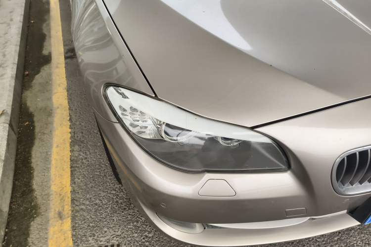 Used BMW 5 Series 2013 525Li Luxury Model Right Front Headlight