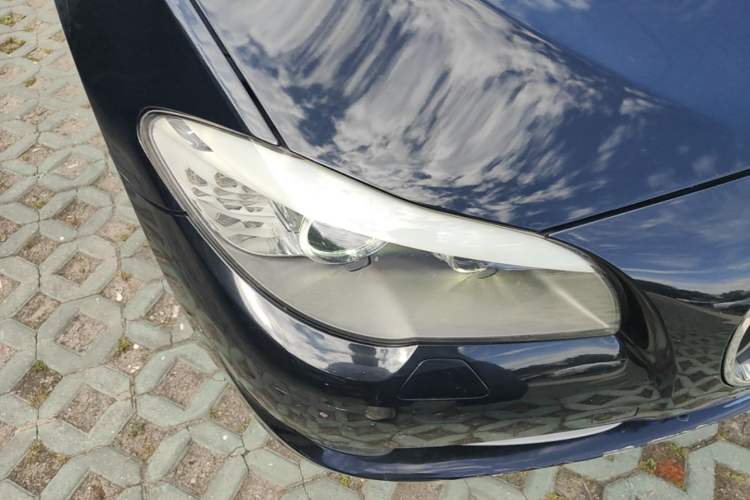 Used BMW 5 Series 2013 525Li Leading Model Right Front Headlight
