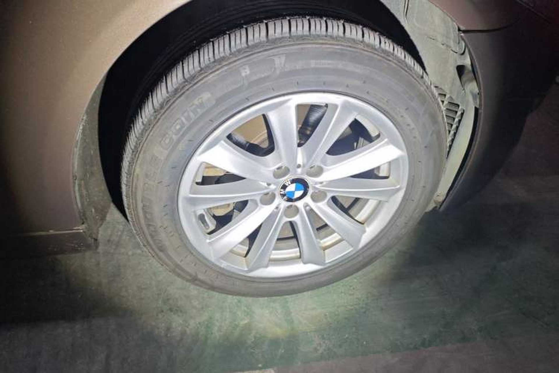 Used BMW 5 Series 2013 520Li Elegant Edition Right Front Wheel Hub