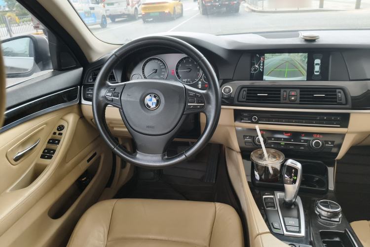 Used BMW 5 Series 2013 525Li Luxury Model Steering Wheel