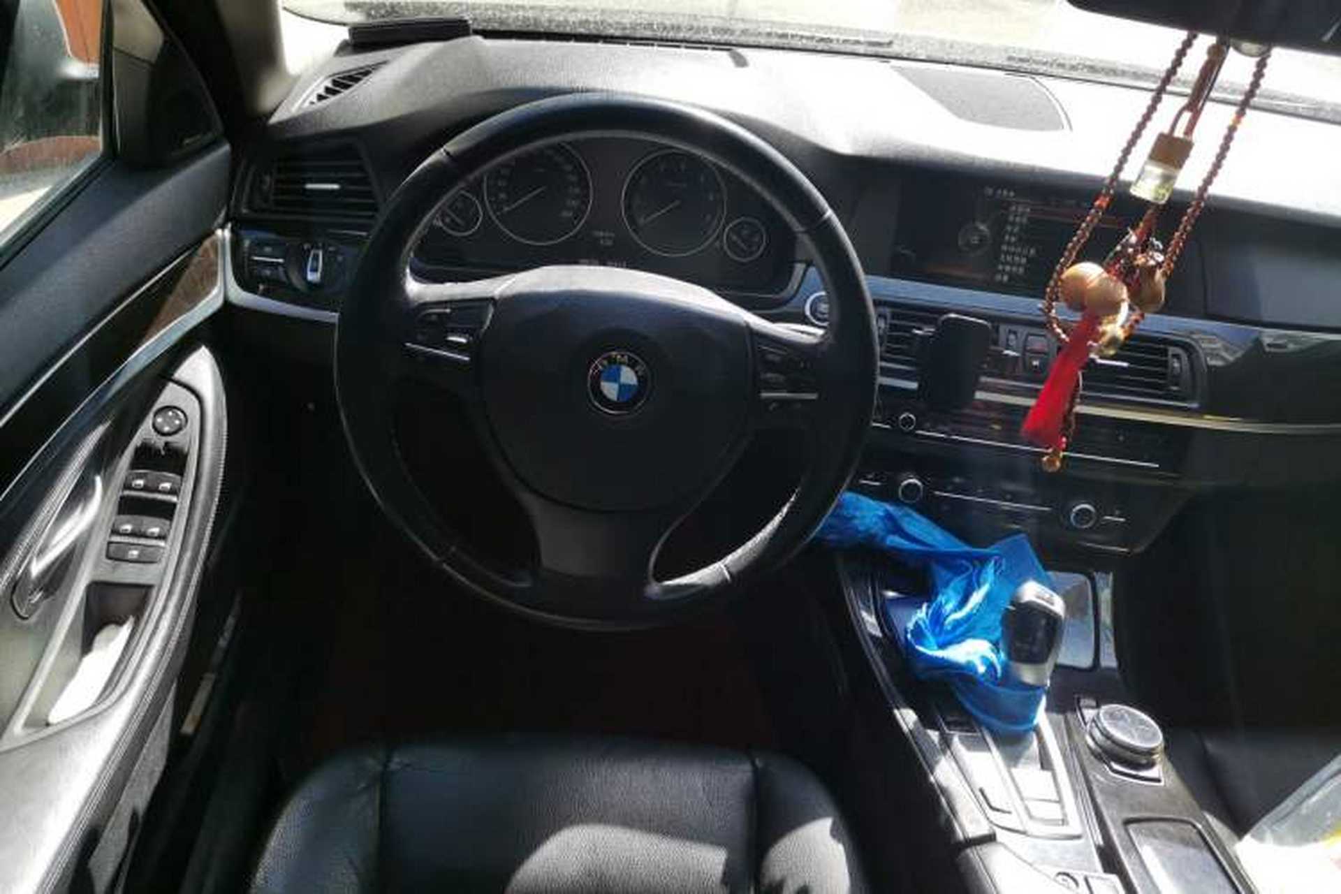 Used BMW 5 Series 2013 525Li Luxury Model Steering Wheel