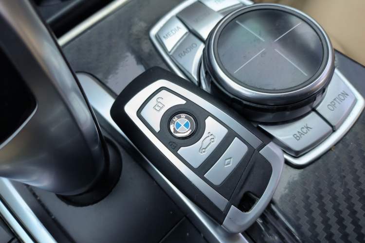 Used BMW 5 Series 2013 525Li Luxury Model Vehicle Key