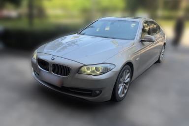 Used BMW 5 Series 2013 530Li Leading Model