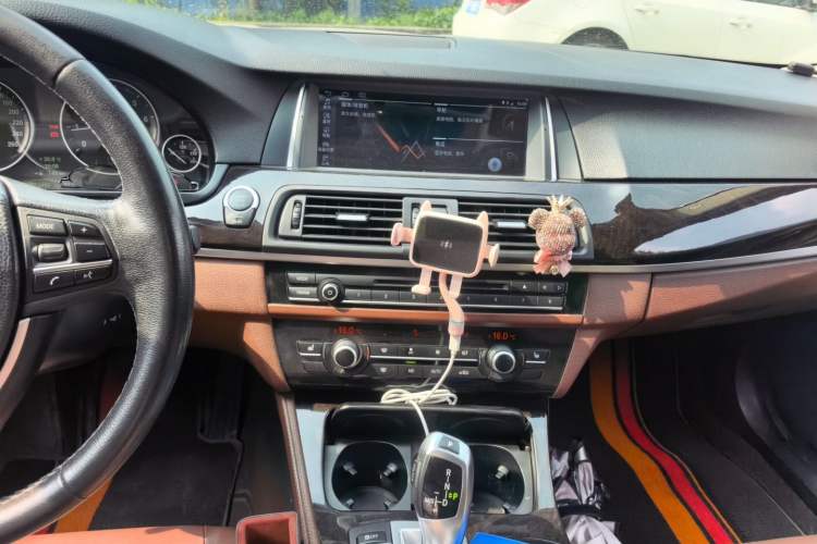 Used BMW 5 Series 2013 525Li Leading Model Audio And AC Panel