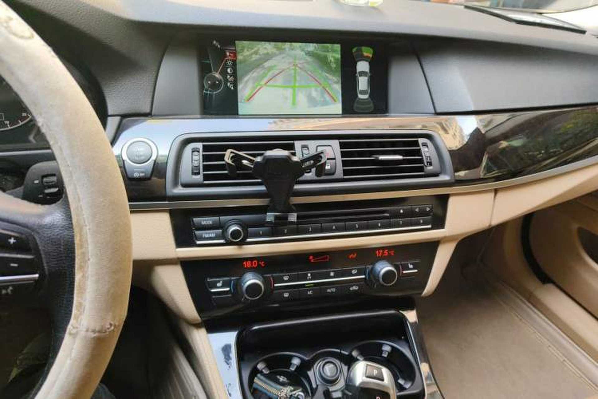 Used BMW 5 Series 2013 525Li Luxury Model Audio And AC Panel