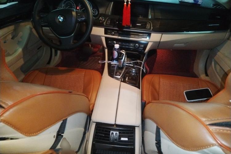 Used BMW 5 Series 2013 525Li Leading Model Center Console