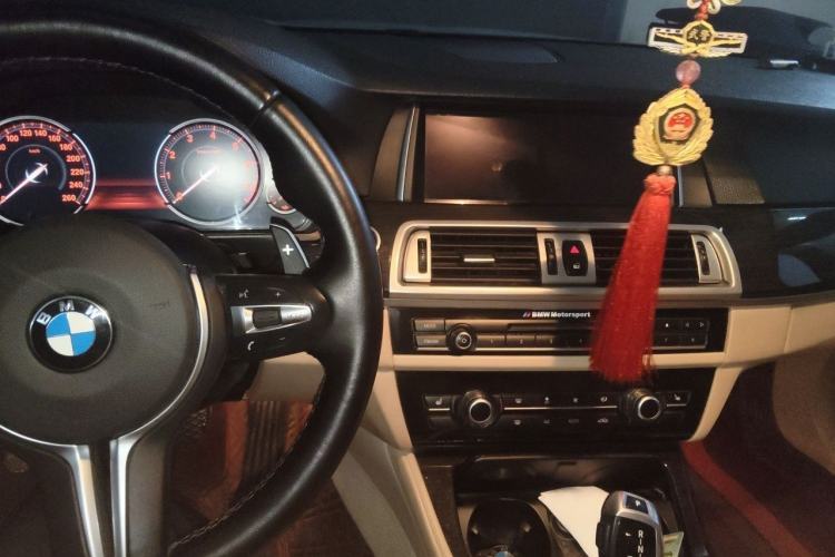 Used BMW 5 Series 2013 525Li Zhuole Edition Center Console