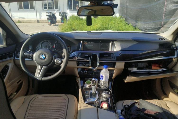 Used BMW 5 Series 2013 525Li Leading Model Center Console