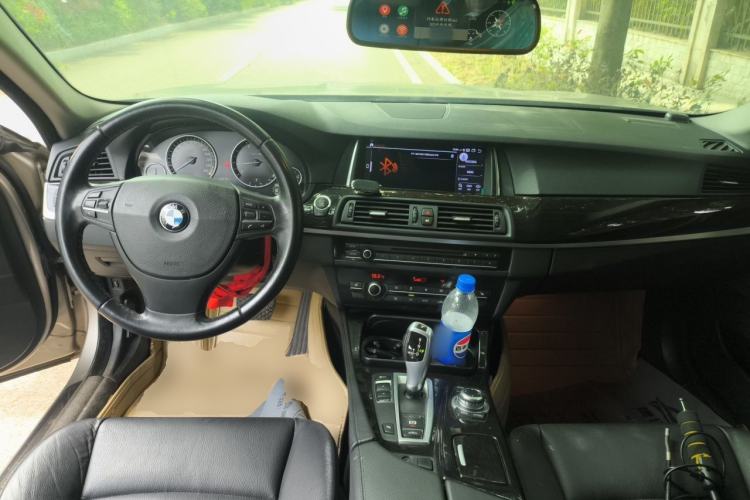 Used BMW 5 Series 2013 525Li Leading Model Center Console