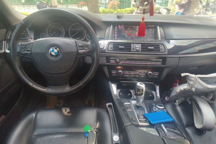 Used BMW 5 Series 2013 520Li Elegant Edition Center Console