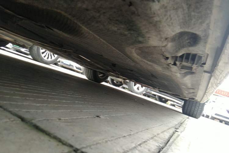 Used BMW 5 Series 2013 525Li Luxury Model Chassis Front Left