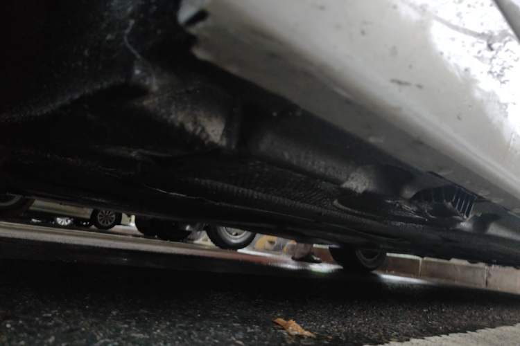 Used BMW 5 Series 2013 520Li Elegant Edition Chassis Front Left