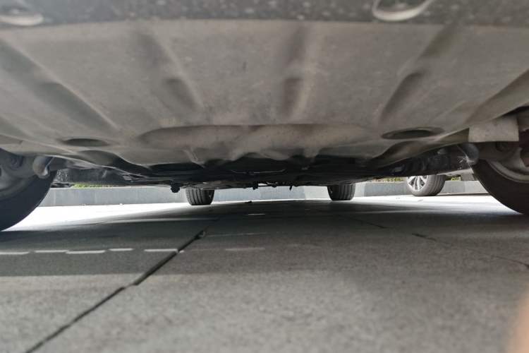 Used BMW 5 Series 2013 525Li Leading Model Chassis Front