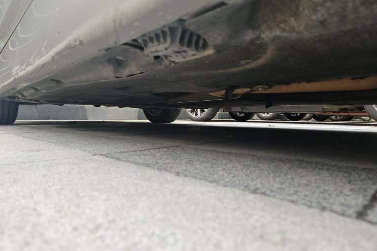 Used BMW 5 Series 2013 525Li Leading Model Chassis Front Right