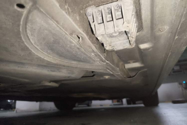 Used BMW 5 Series 2013 525Li Luxury Model Chassis Rear Right